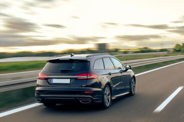 car_03.webp